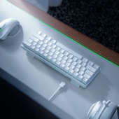 Herní klávesnice Razer Huntsman Mini obsahuje o 40 % méně kláves