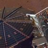 InSight už zasílá pravidelné zprávy o počasí na Marsu