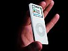 Apple uvádí iPod nano s 1GB paměti