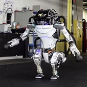 Atlas: gymnastický robot, který umí "parkour"