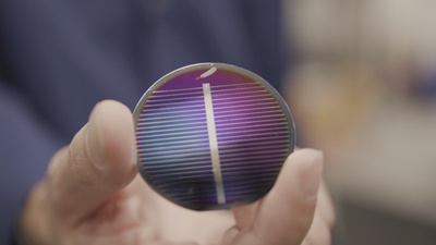 Blue Origin vyvinul metodu výroby solárních panelů z měsíčního regolitu