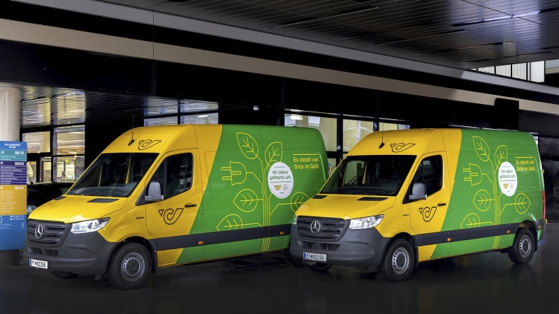 Elektrické poštovní dodávky Mercedesu v Rakousku filtrují prach ze vzduchu