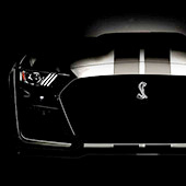 Ford Mustang dostane Shelby GT500 se 700 koňmi i hybridní verzi