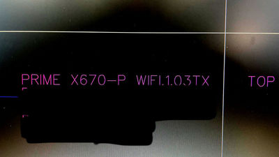 PCB desky ASUS X670 Prime-P WiFi ukazuje na dva čipsety, proč a k čemu?