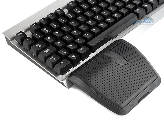 Corsair Vengeance K60 - klávesnice s podložkou zápěstí
