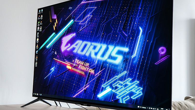 Gigabyte Aorus FO48U: obří 120Hz 4K OLED pro hráče