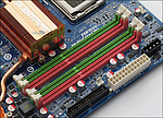 Gigabyte GA-X48T-DQ6 – paměťové sloty