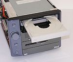 Vysunutá mechanika DVD-ROM