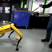 Robot od Boston Dynamics předvedl svou nezadržitelnost