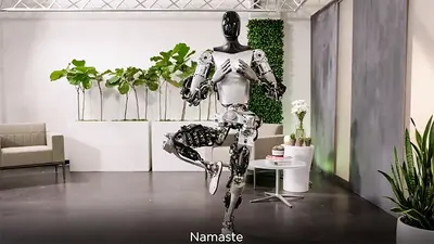 Robot Tesla Optimus značně zlepšuje své schopnosti a umí stát na jedné noze