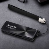 Rychlá USB klíčenka Adata UE700 Pro umí až 360 MB/s