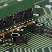 SK Hynix začne brzy vyrábět DDR5 a navíc 176vrstvé 4D/3D NAND Flash