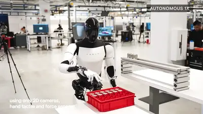 Tesla ukázala, jak robot Optimus v továrně přeskládává baterie